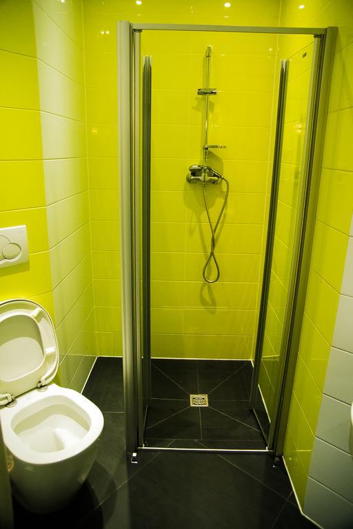 Greg&Tom Party Hostel كراكوفيا المظهر الخارجي الصورة